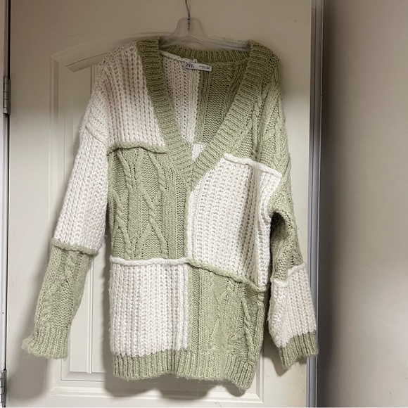ZARA oversized knit sweater - Picture 1 of 3